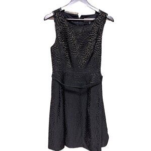 Trina Turk Women's Dress Sleeveless Black Belted Sheath Metallic Size 6 Cocktail